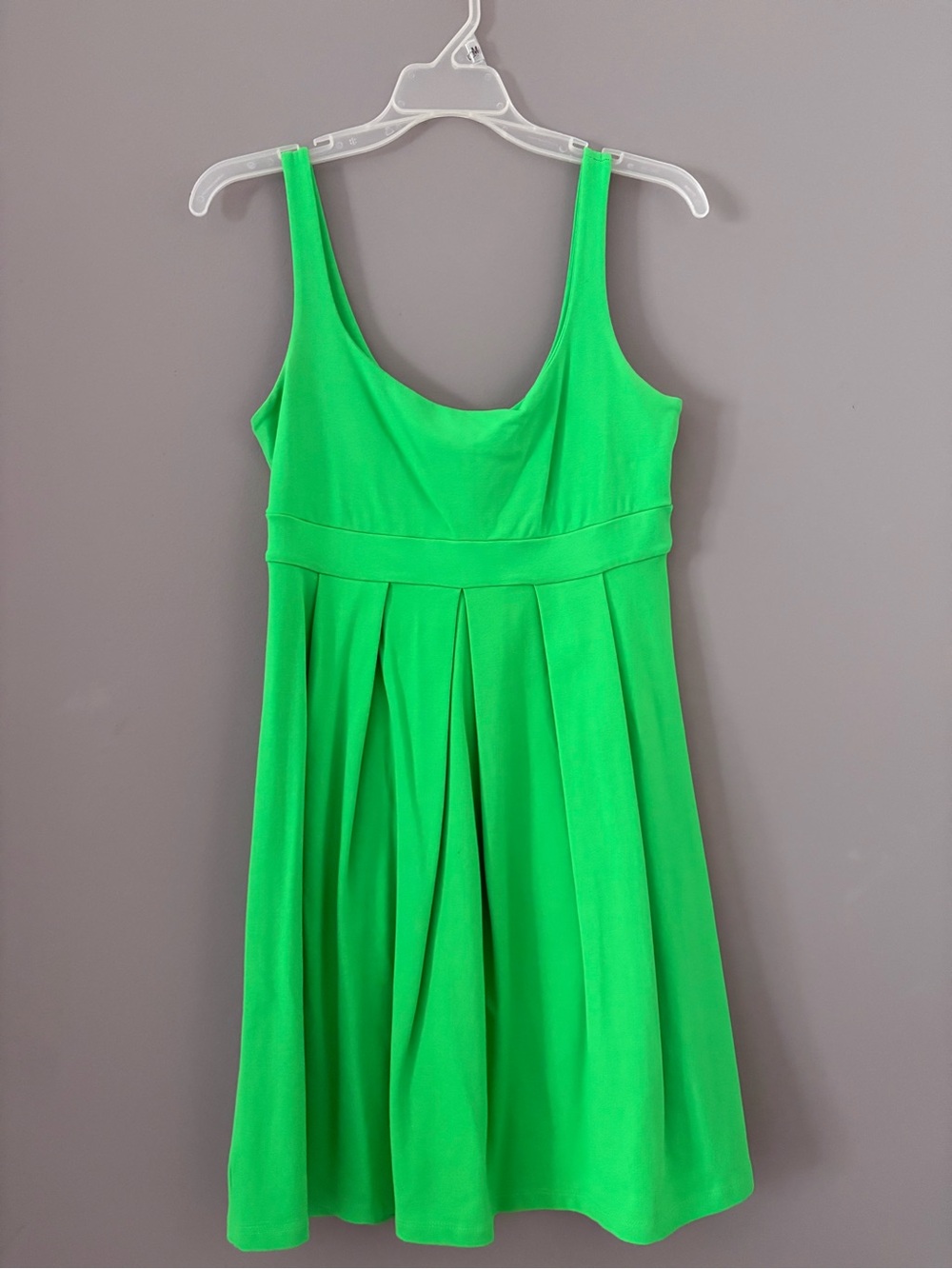 Susana Monaco Bright Green Pleated Mini Dress